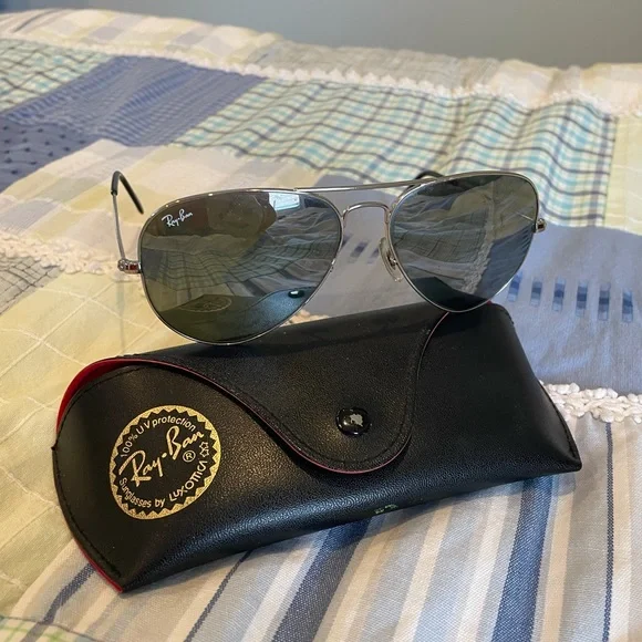 Black and silver raybans - Picture 3 of 3